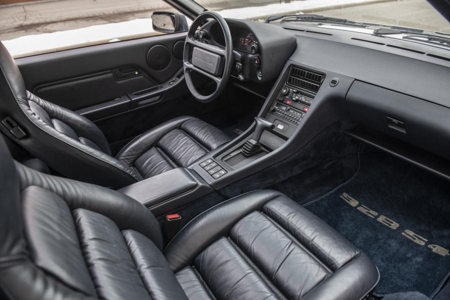 Интерьер Porsche 928 S4 1988 года  (фото 40 из 70)